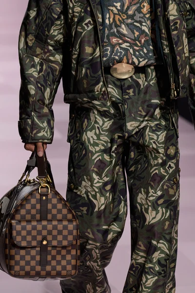 Look 109